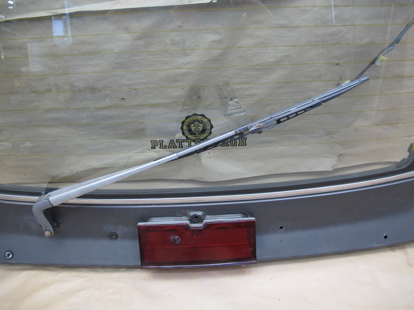 84-86 Nissan Z31 300ZX 2+0 Rear Tailgate Liftgate Panel w Glass & Wiper OEM