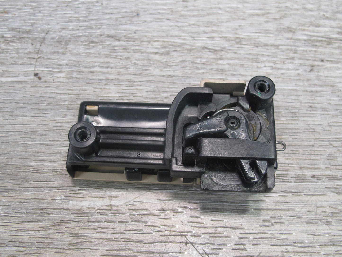 95-00 Lexus UCF20L LS400 Right Lower Glove Box Door Lock Handle Ivory OEM