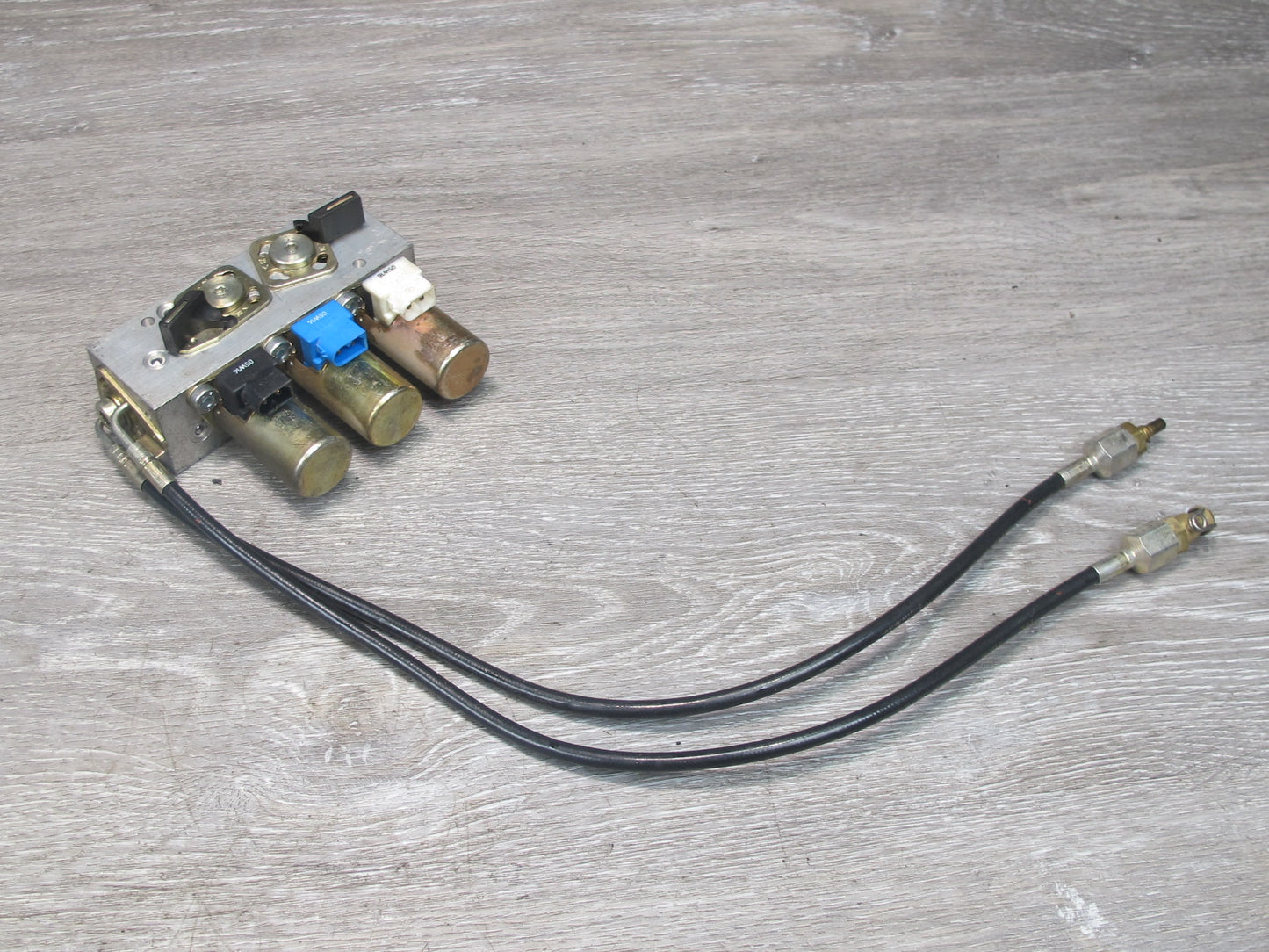 01-06 BMW E46 Convertible TOP Hydraulic Cylinder Pump Valve Block Set OEM