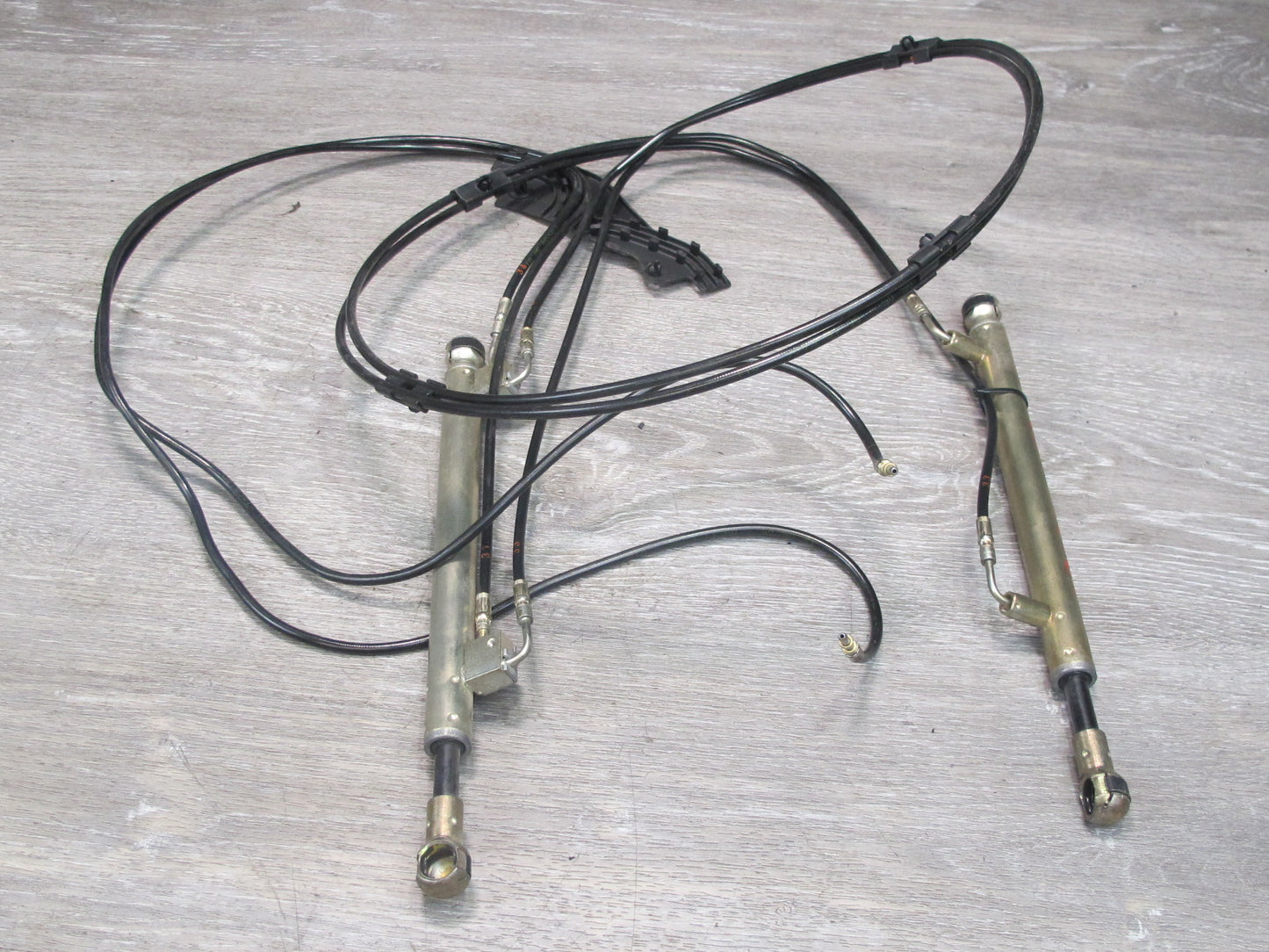 01-06 BMW E46 Convertible TOP Hydraulic Cylinder Pump Valve Block Set OEM
