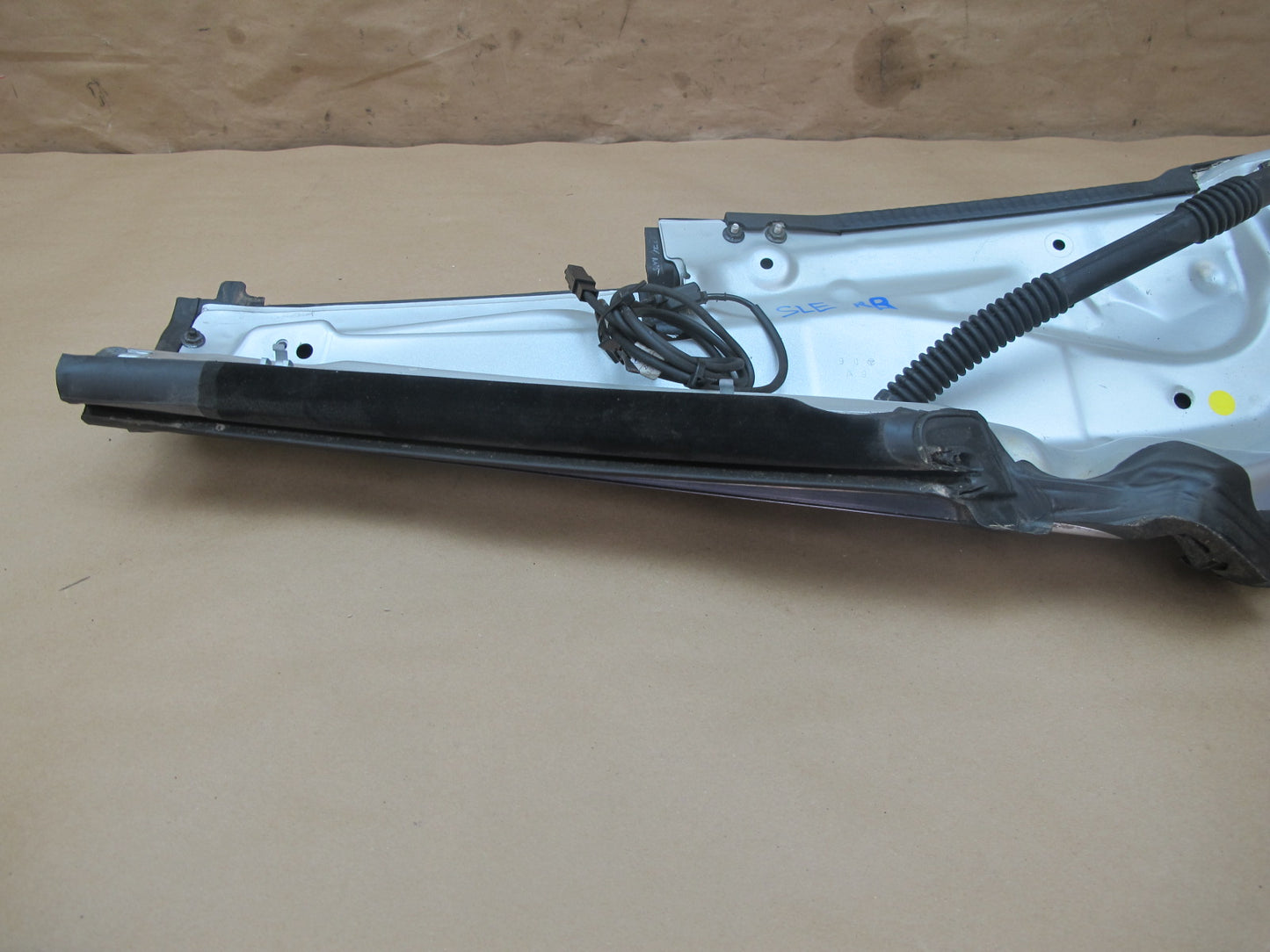 03-12 Mercedes R230 Convertible Rear Right C Pillar Hinge Trim Cover OEM