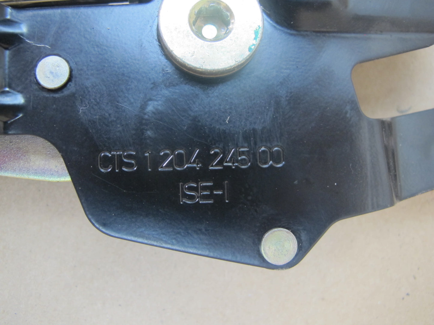 03-12 Mercedes R230 Convertible TOP Roof Lock Latch Assembly OEM