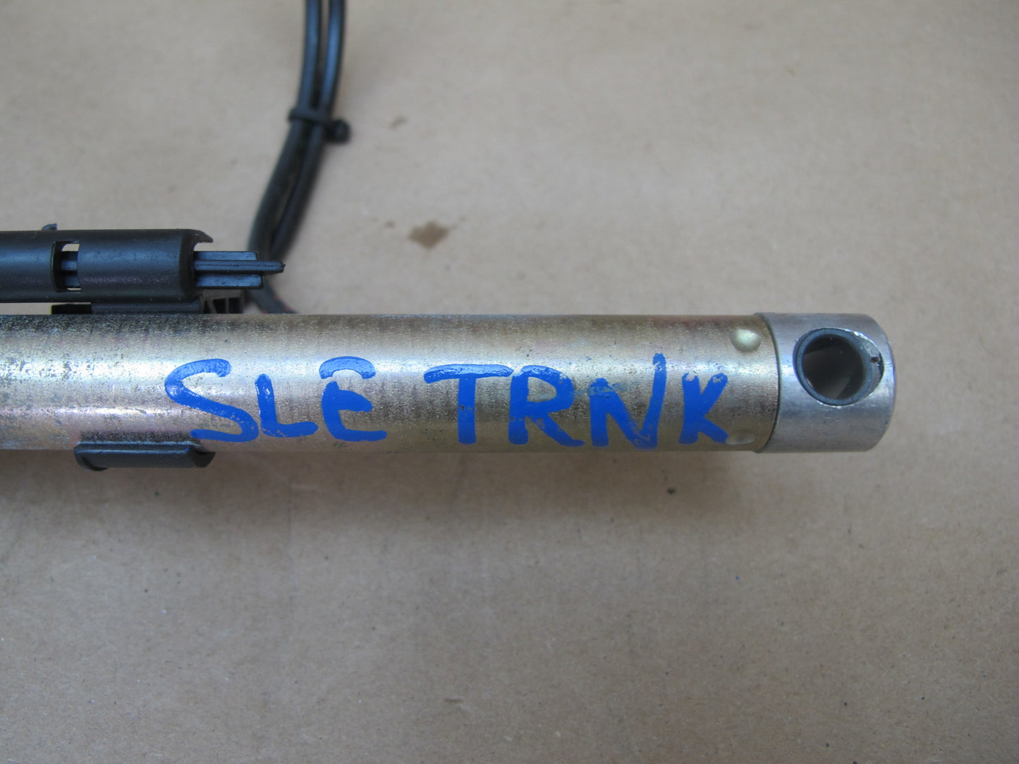 03-12 Mercedes R230 SL Convertible Rear Left Trunk Lift Cylinder w Cable OEM