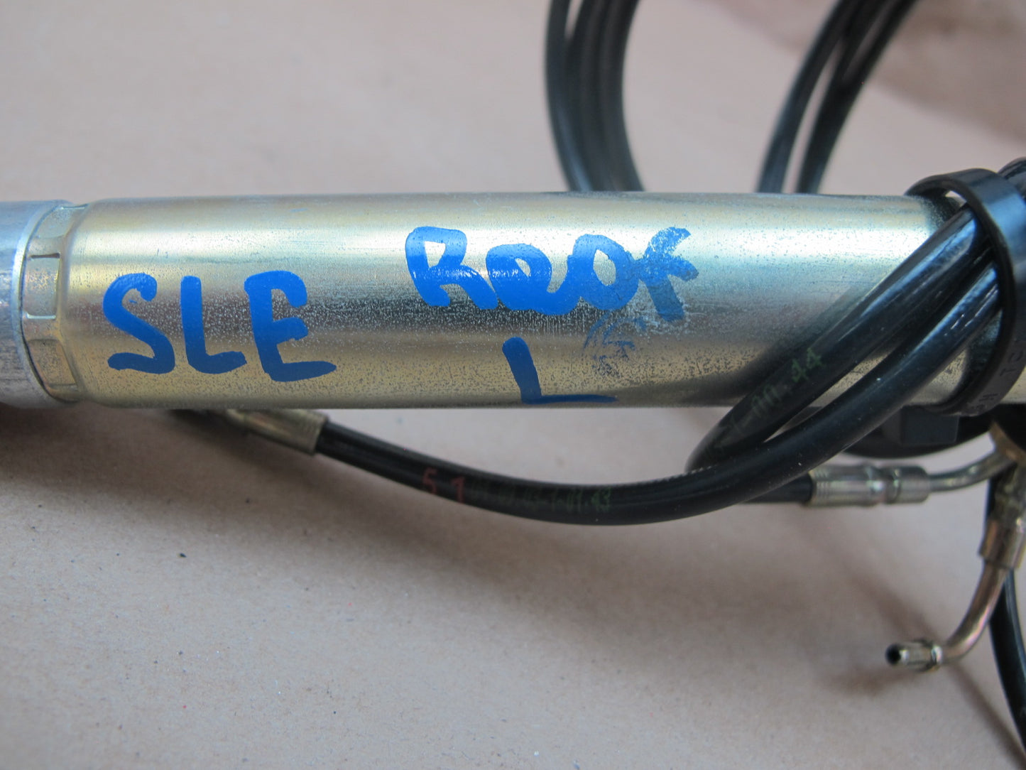 03-12 Mercedes R230 Sl-class Convertible Left Cylinder w Cable OEM