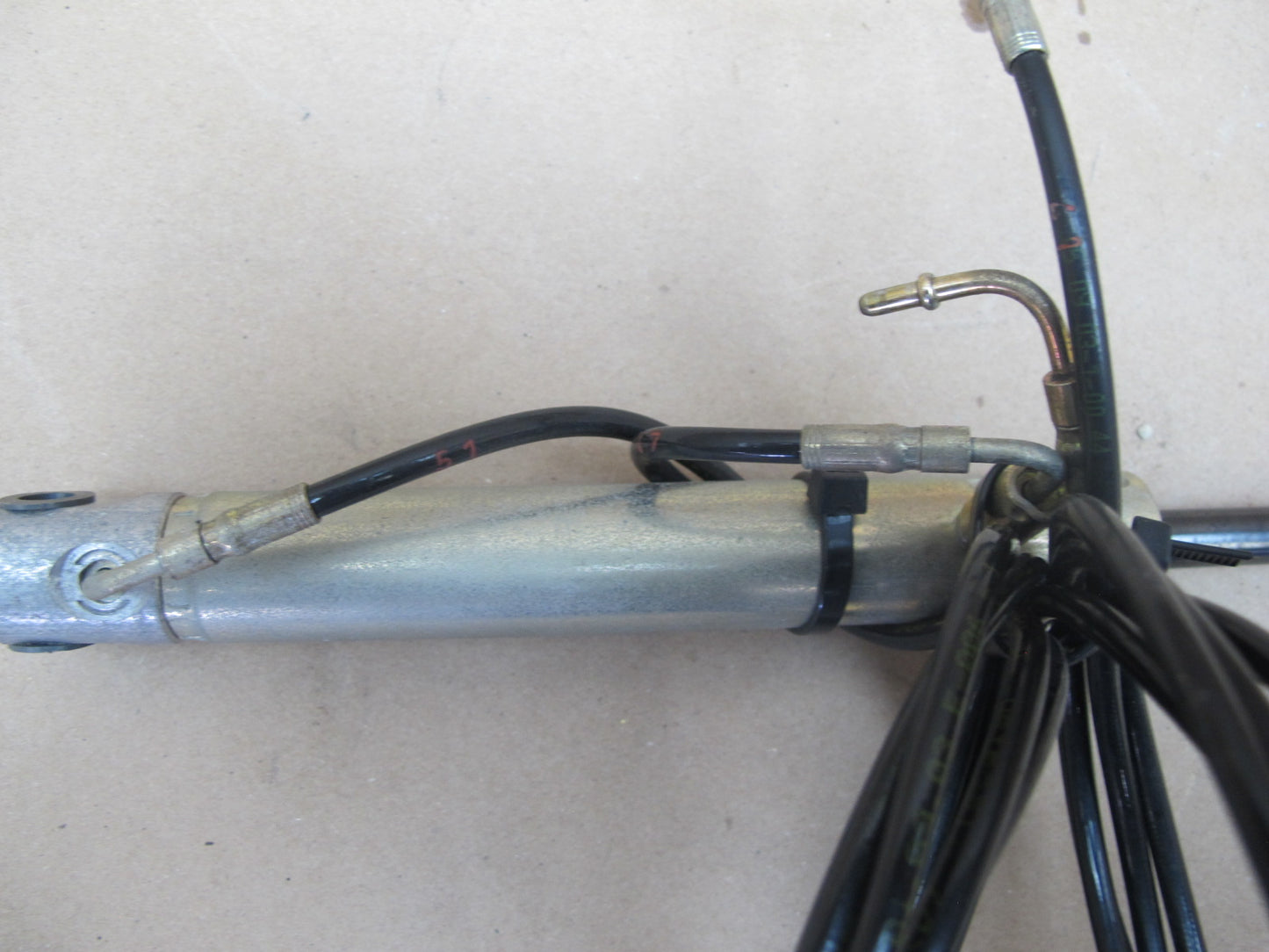 03-12 Mercedes R230 Sl-class Convertible Left Cylinder w Cable OEM