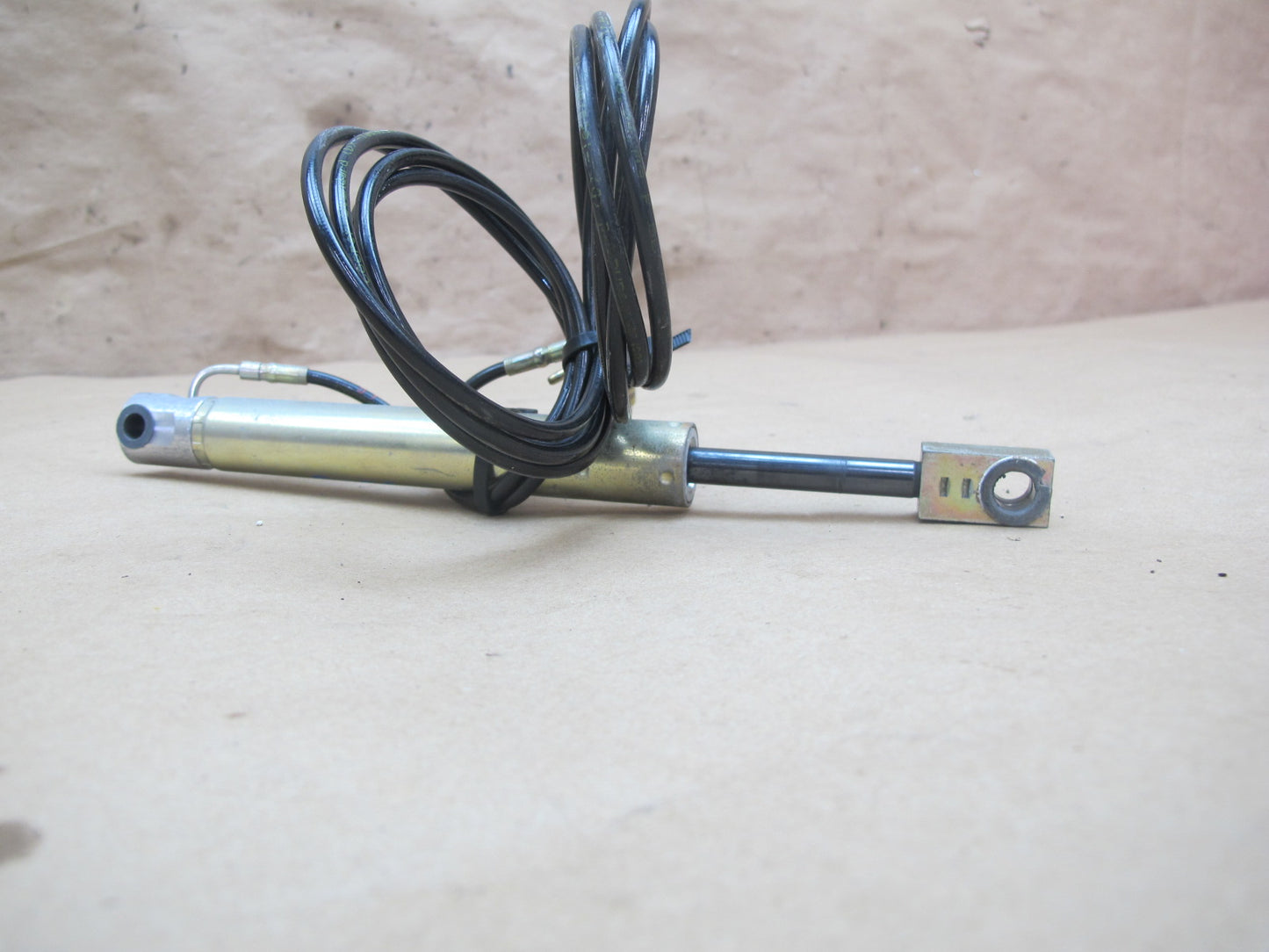 03-12 Mercedes R230 Sl-class Convertible Left Cylinder w Cable OEM