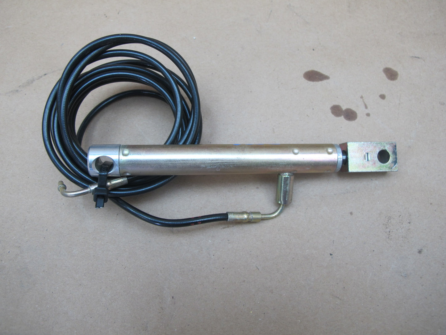 03-12 Mercedes R230 Sl-class Convertible Right Cylinder w Cable OEM