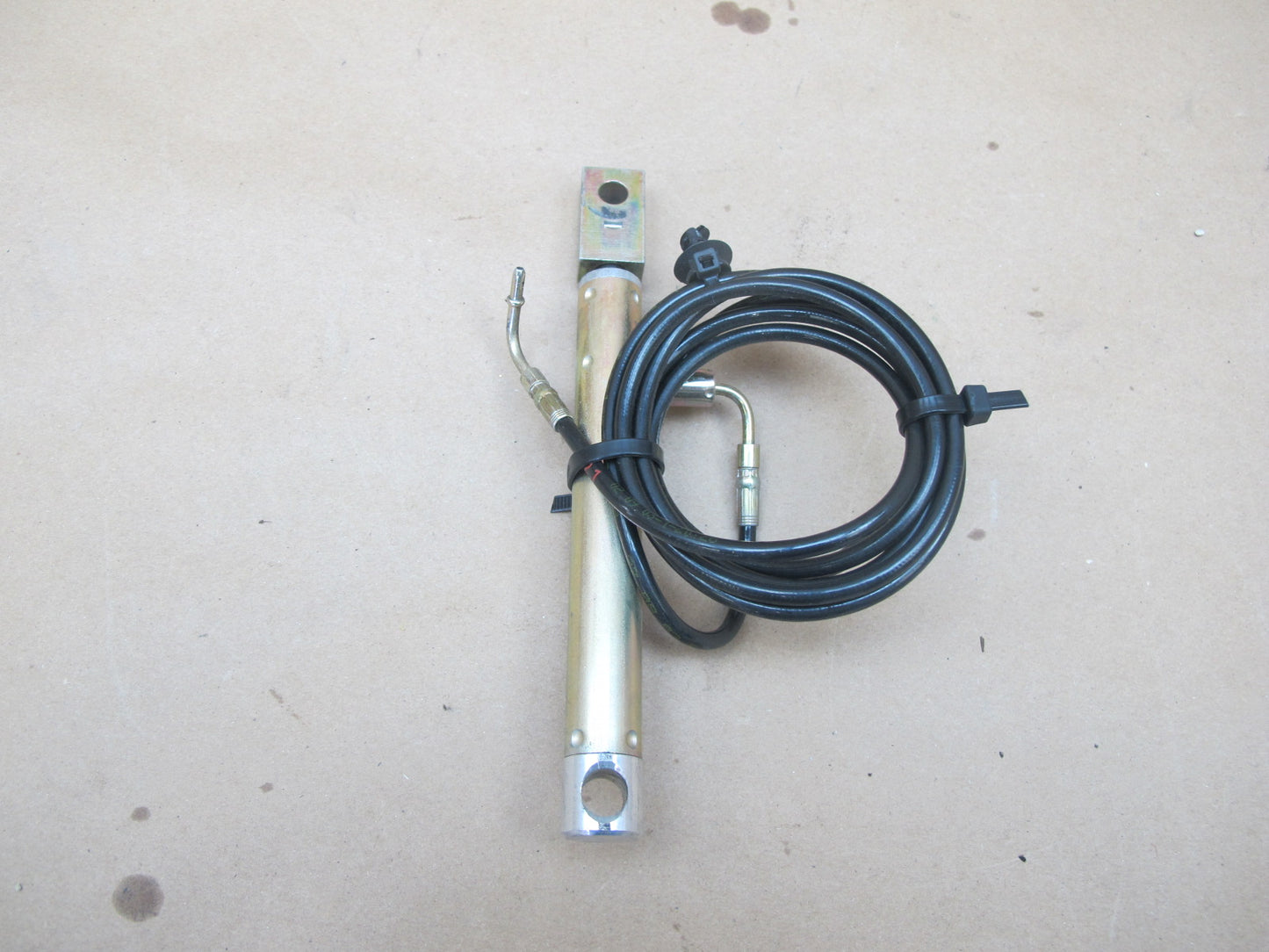 03-12 Mercedes R230 Sl-class Convertible Left Cylinder w Cable OEM