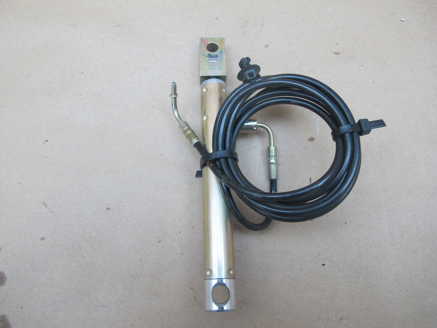 03-12 Mercedes R230 Sl-class Convertible Left Cylinder w Cable OEM