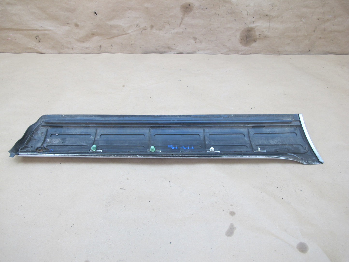 2003-2010 Porsche Cayenne 955 Rear Left Door Trim Molding Cover