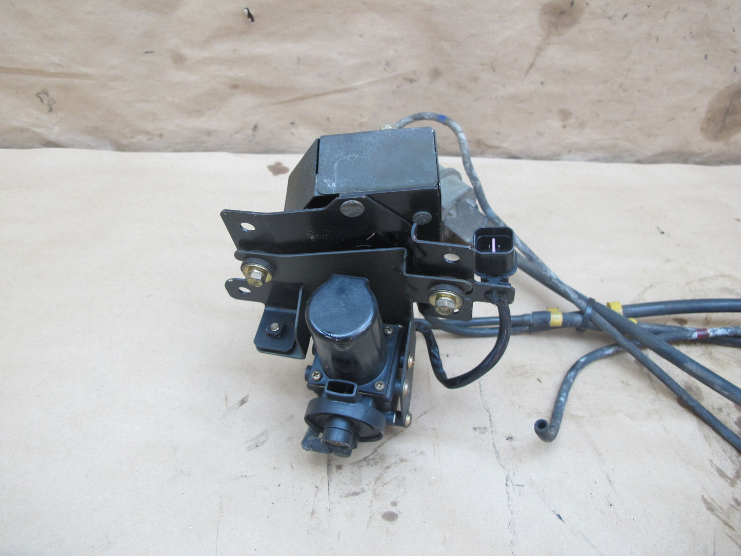 91-99 Dodge Stealth 3000GT FWD Non-turbo Cruise Control Actuator Motor OEM
