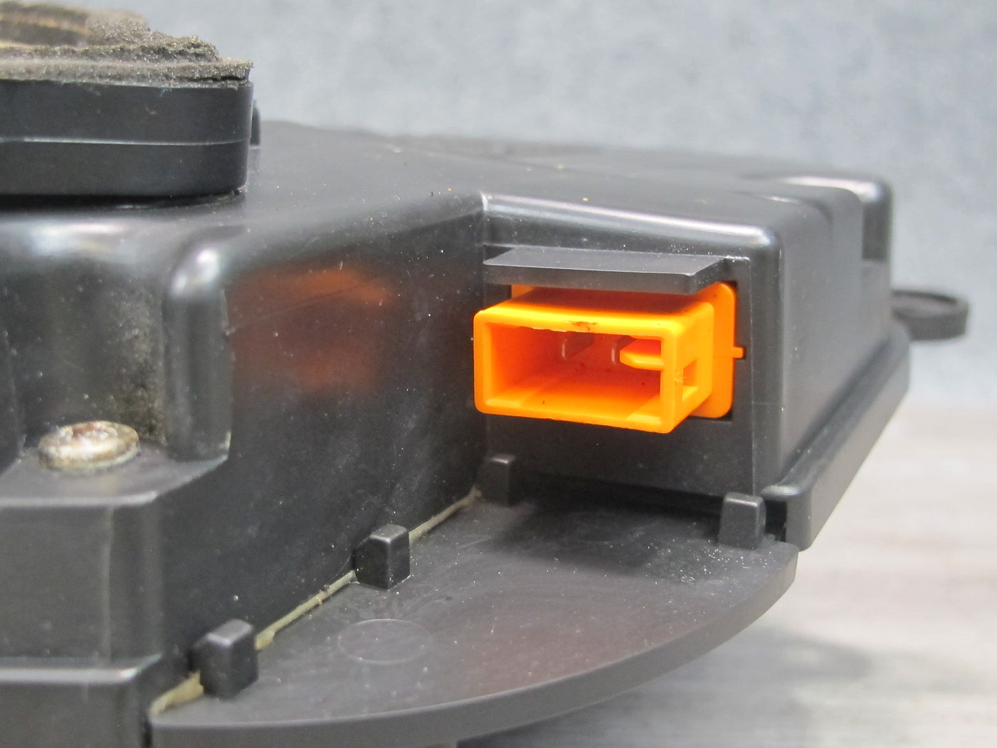 95-00 Lexus UCF20L LS400 Set of 2 Front Left & Right Door Speaker OEM