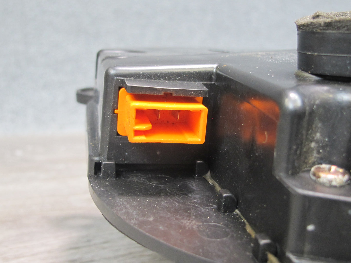 95-00 Lexus UCF20L LS400 Set of 2 Front Left & Right Door Speaker OEM