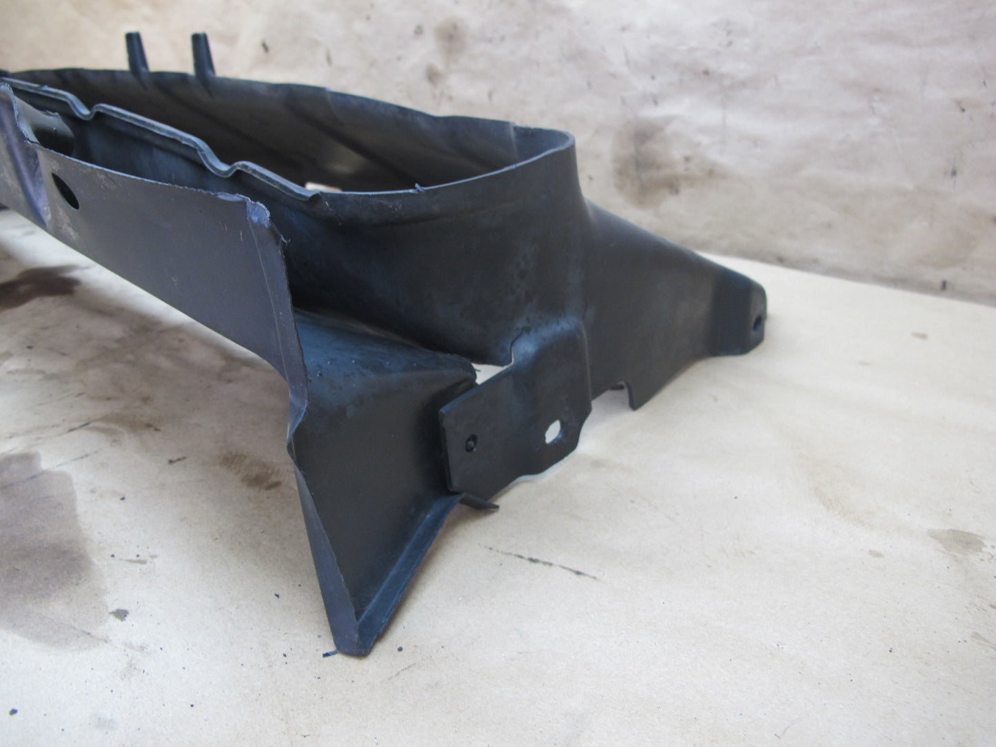 91-93 Dodge Stealth 3000GT NON Turbo Front Bumper Radiator Air Intake Duct OEM