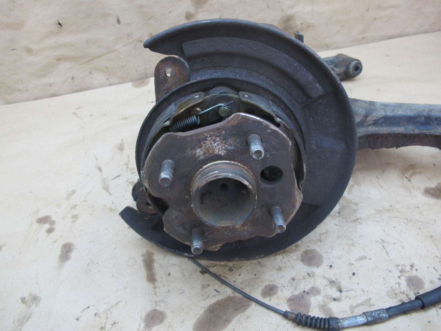 85-86 Toyota Supra MA67 Rear Right Knuckle Wheel Hub Trailing Arm OEM