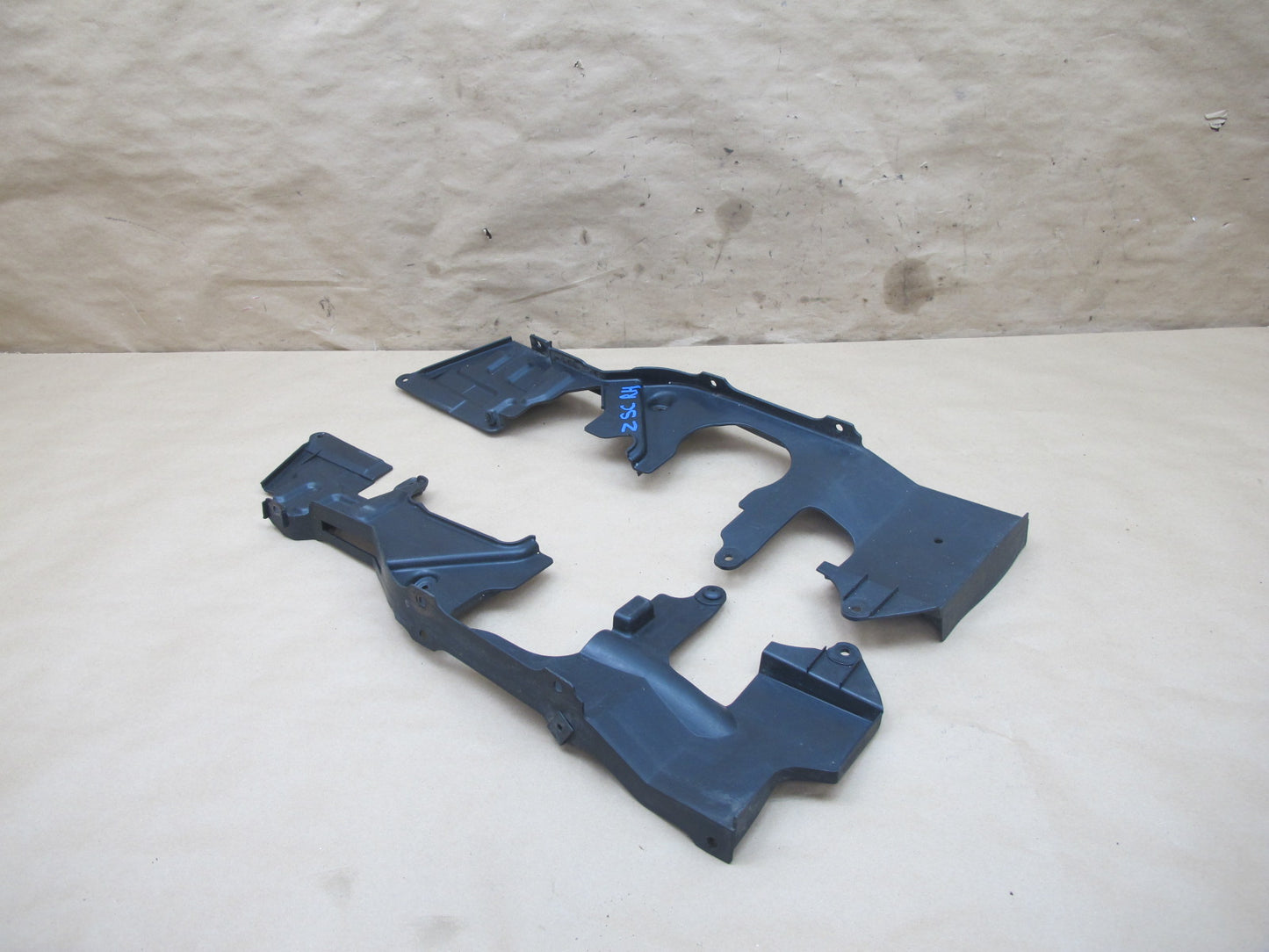 92-00 Lexus JZZ31 SC300 SC400 Set of 2 Under Engine Splash Shield Cover OEM
