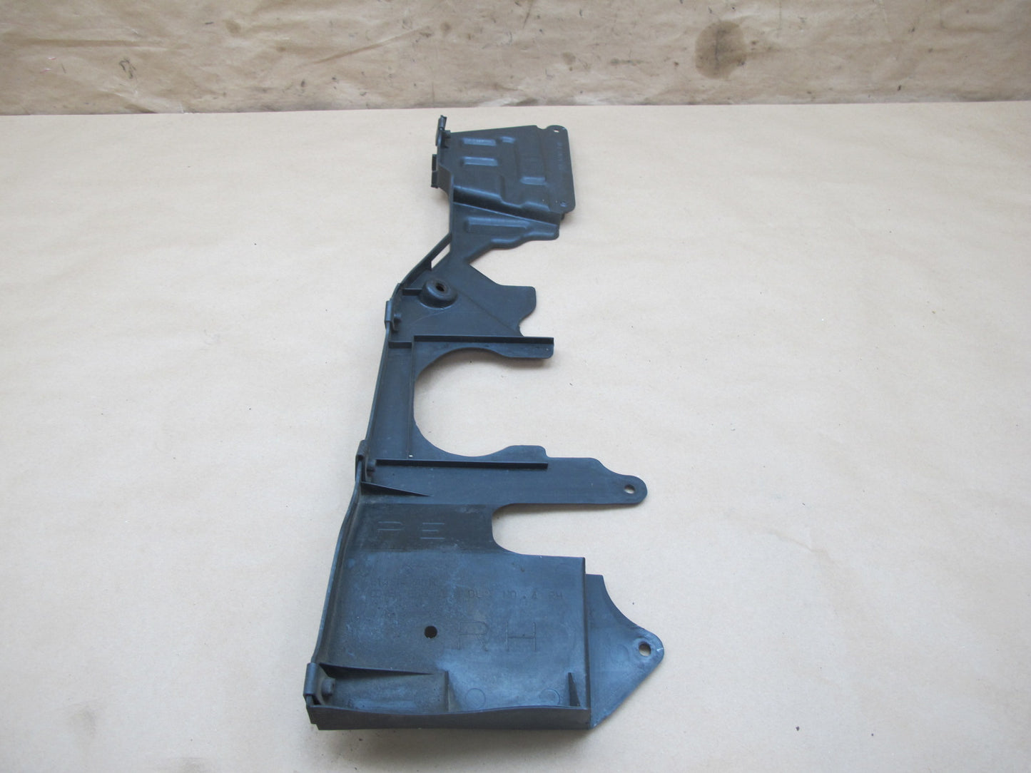 92-00 Lexus JZZ31 SC300 SC400 Set of 2 Under Engine Splash Shield Cover OEM
