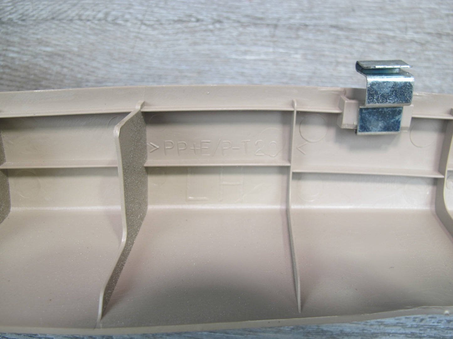 95-00 Lexus UCF20L LS400 Set of 2 Rear Left Right Quarter Trim Cover Panel OEM