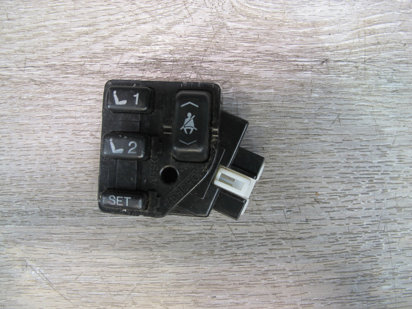 95-97 Lexus LS400 UCF20L Front Left Driver Seat Memory Control Switch OEM