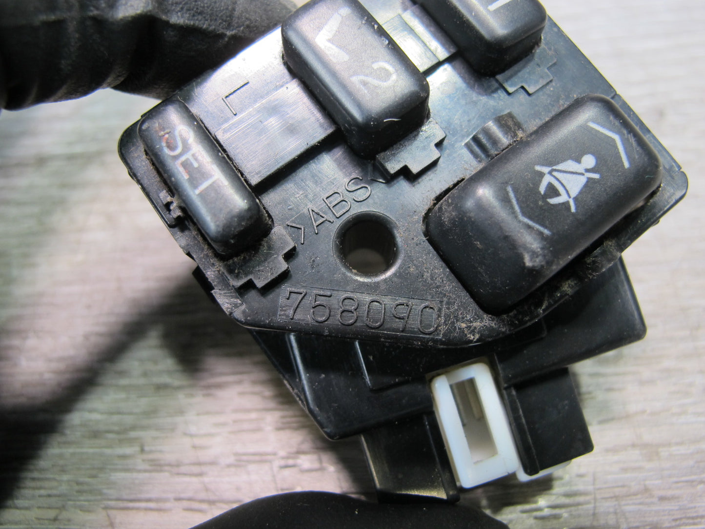 95-97 Lexus LS400 UCF20L Front Left Driver Seat Memory Control Switch OEM