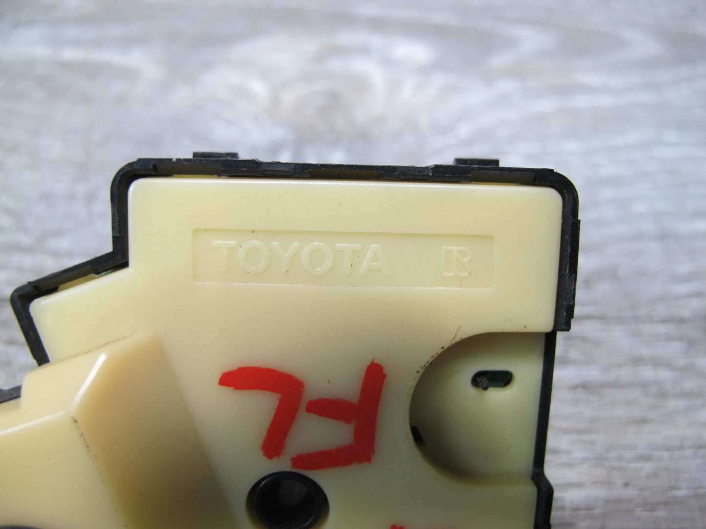 95-97 Lexus LS400 UCF20L Front Left Driver Seat Memory Control Switch OEM