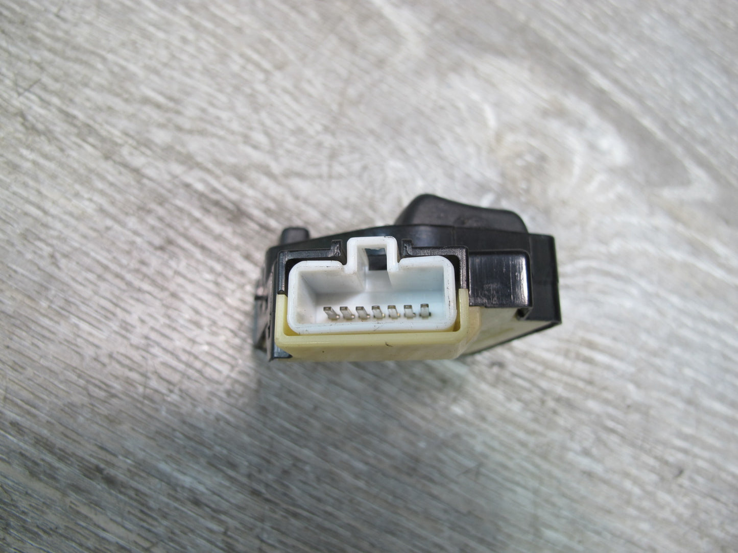 95-97 Lexus LS400 UCF20L Front Left Driver Seat Memory Control Switch OEM