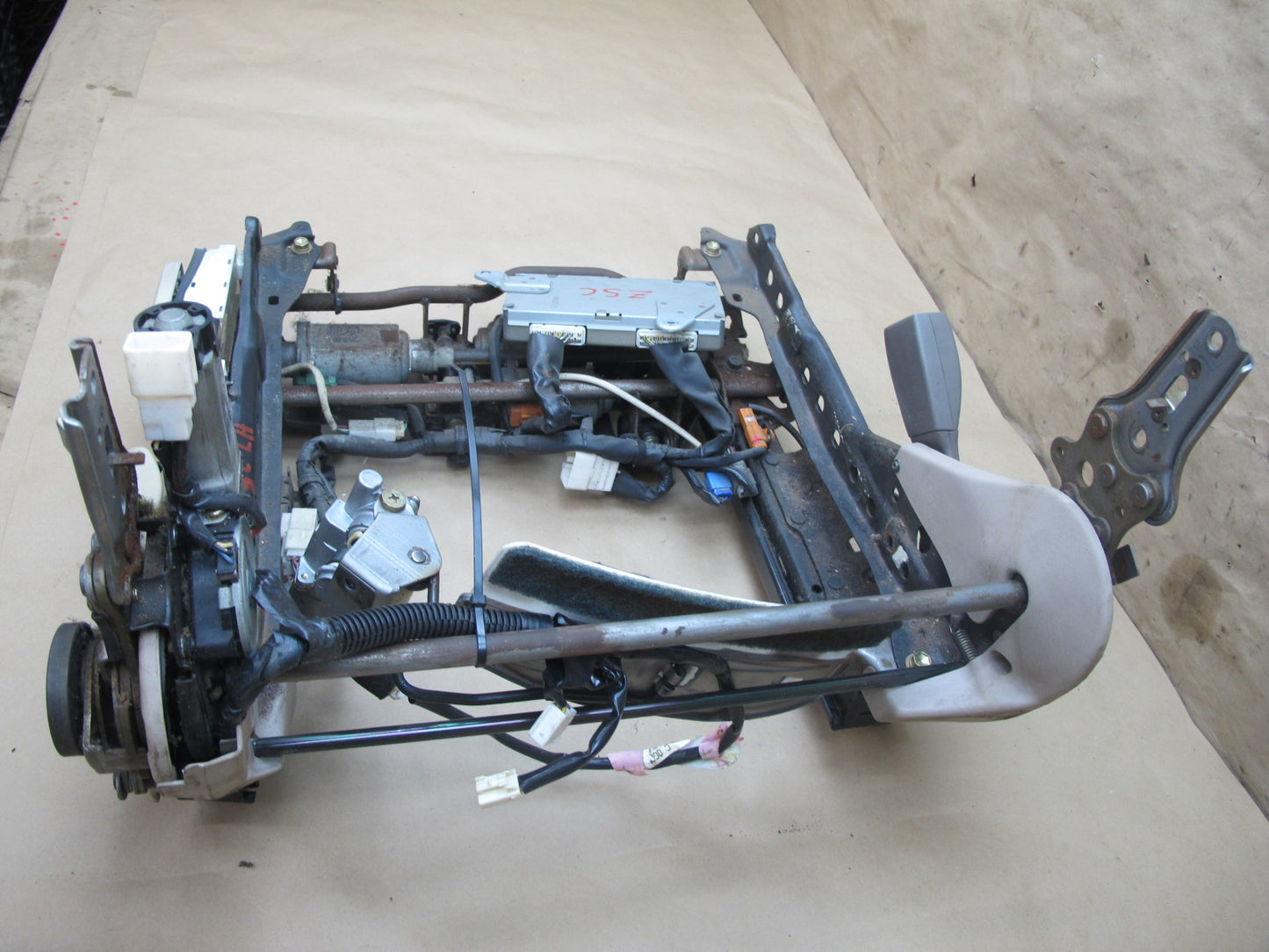 95-00 Lexus SC300 SC400 Front Left Seat Lower Frame Track Rail w Motors OEM