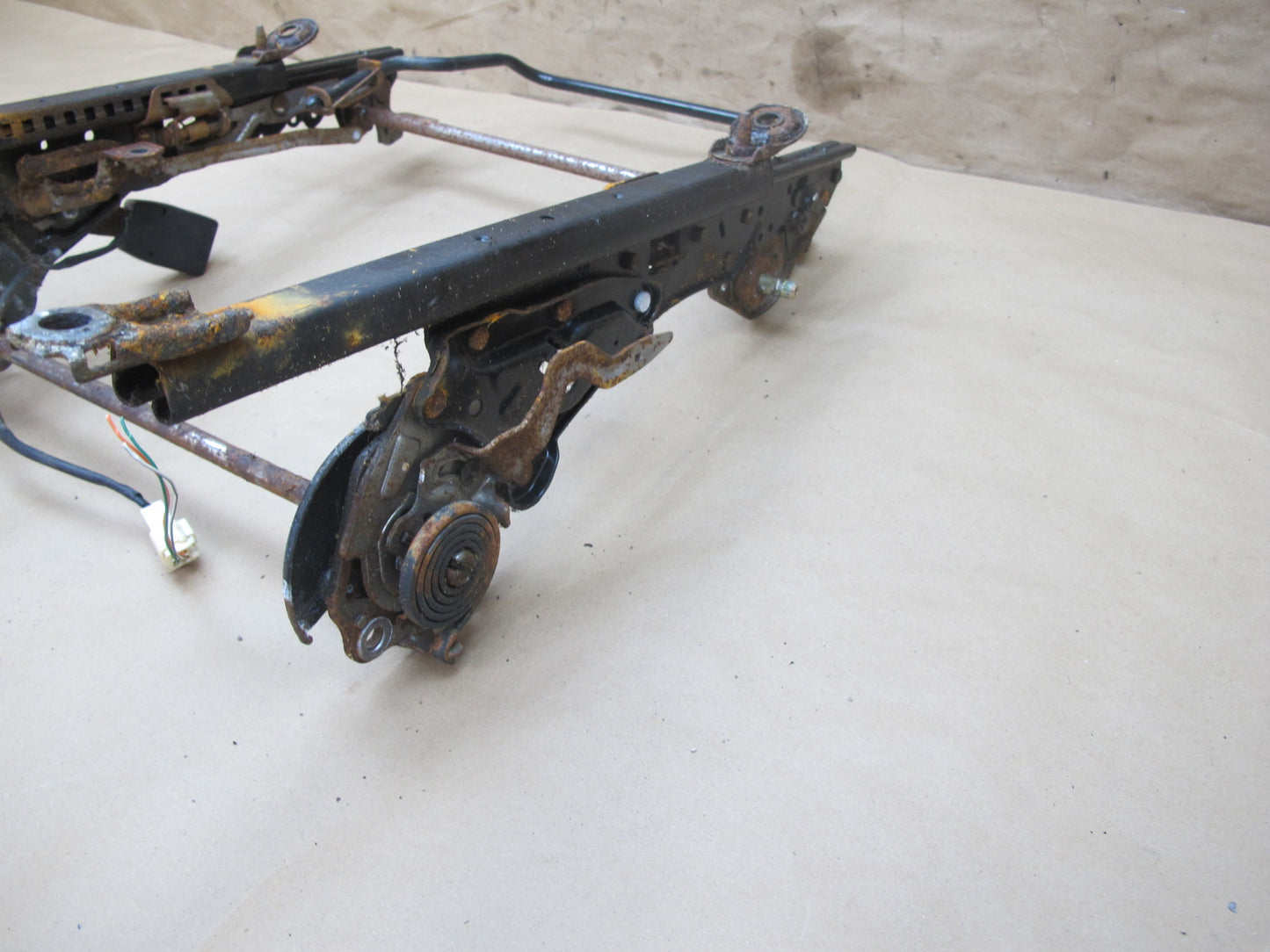 03-05 Toyota MR2 Spyder ZZW30L Left Driver Seat Lower Frame Track Rail OEM