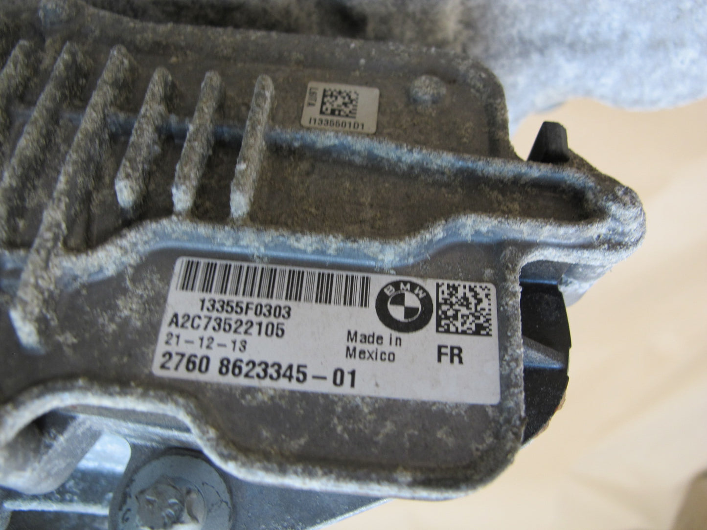 12-15 BMW F10 528iX xdrive AWD ATC35L Transfer Case Box w Motor 8623347 OEM