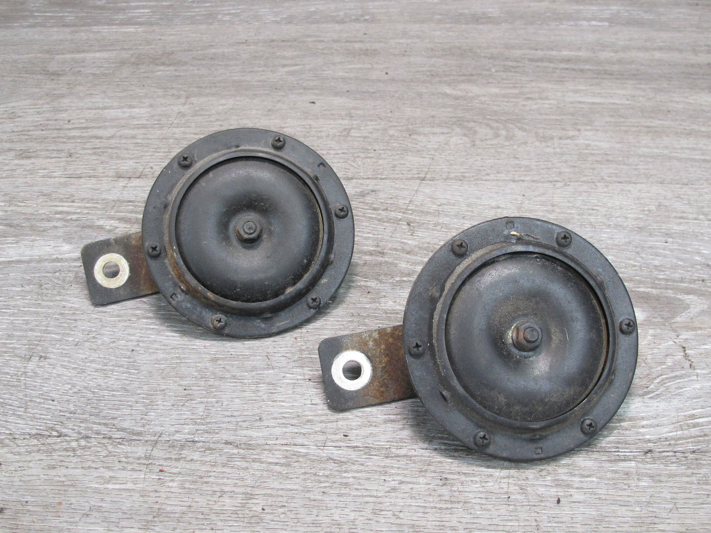 79-83 Datsun Nissan 280ZX S130 High & Low Tone Note Pitch Horn Signal Set OEM