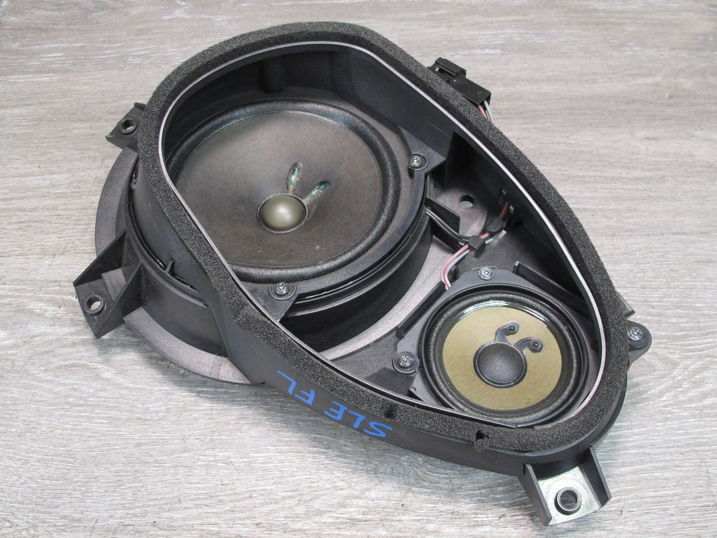 03-08 Mercedes R230 Sl-class Set of 5 Bose Speaker Subwoofer Set OEM