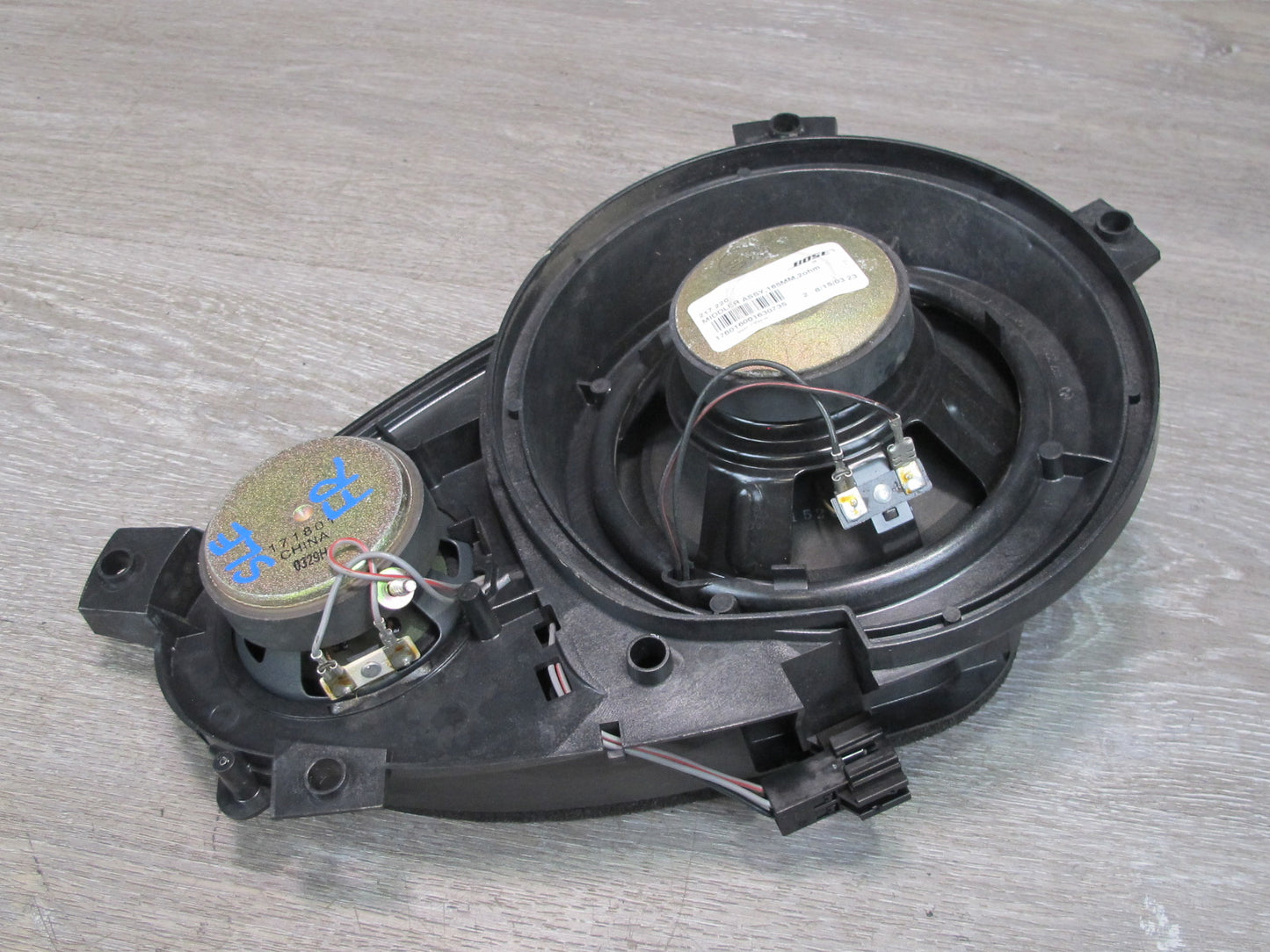 03-08 Mercedes R230 Sl-class Set of 5 Bose Speaker Subwoofer Set OEM