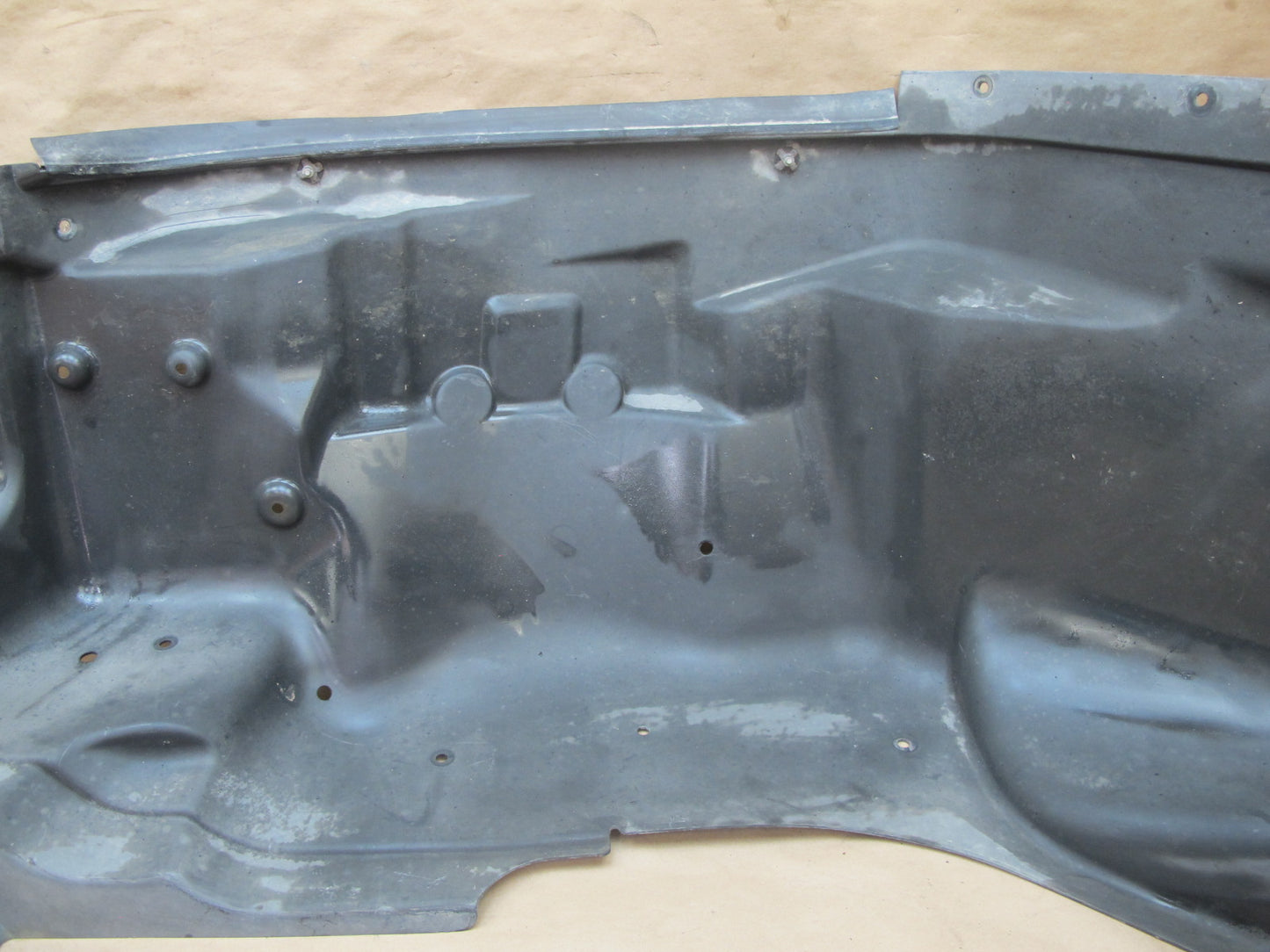 2003-2009 Hummer H2 Front Left Wheel Fender Liner Splash Guard Shield 15176641