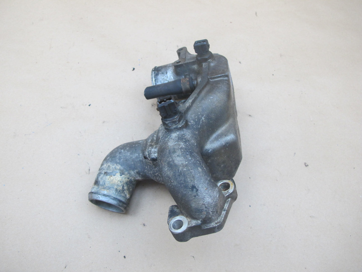 1987-1991 Porsche 928 S4 5.0L V8 Engine Coolant Thermostat Housing Assembly