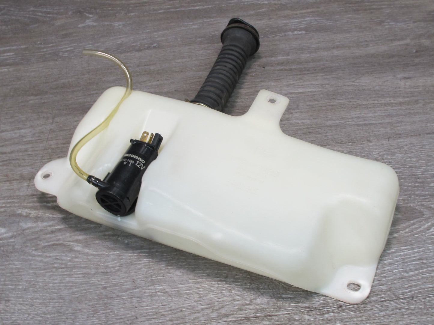 91-99 Dodge Stealth 3000GT Rear Washer Fluid Reservoir 060351-576 w Pump OEM