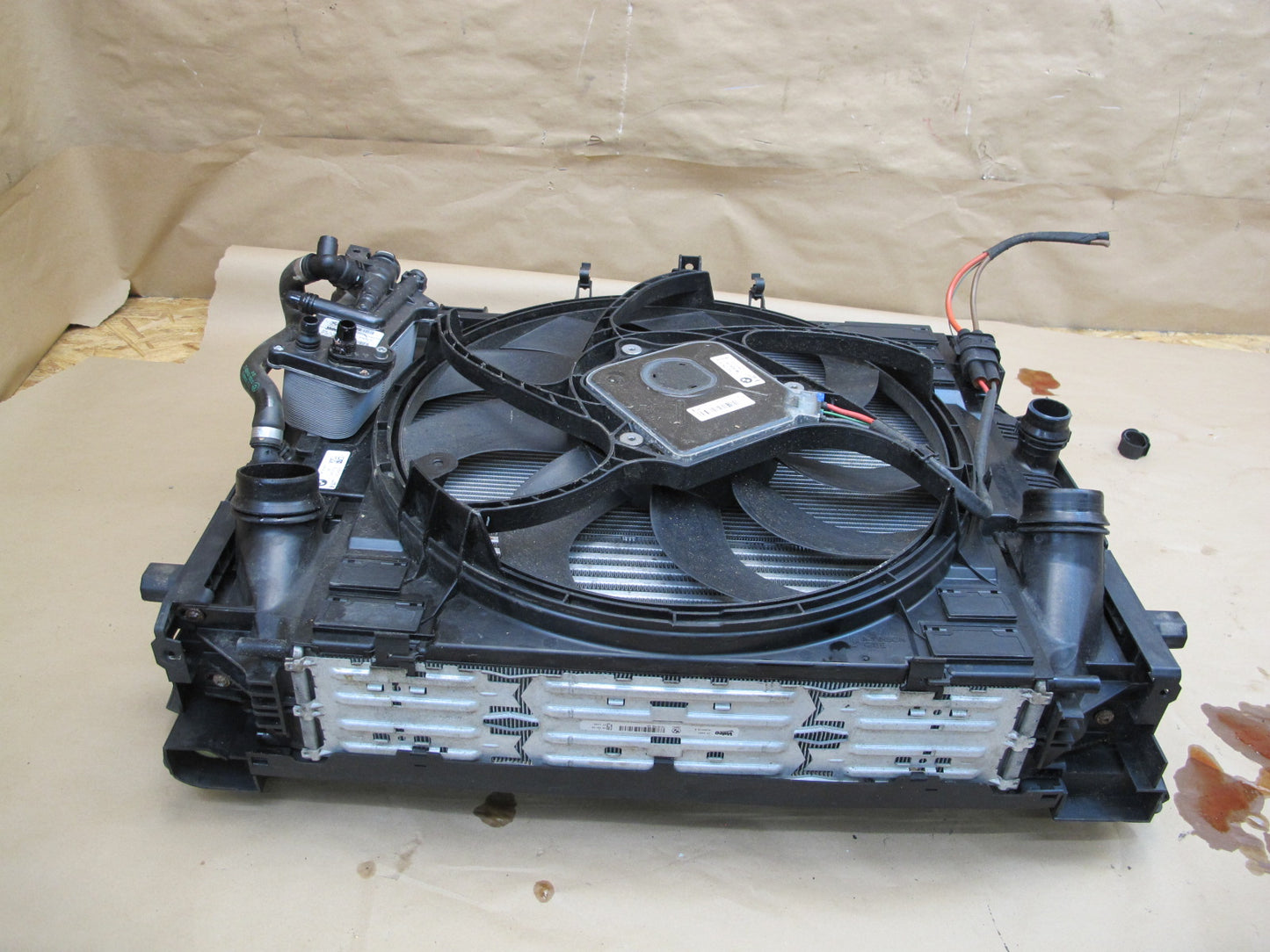 12-15 BMW F10 528iX AWD N20 Engine Radiator Fan A/C Condenser Oil Cooler OEM