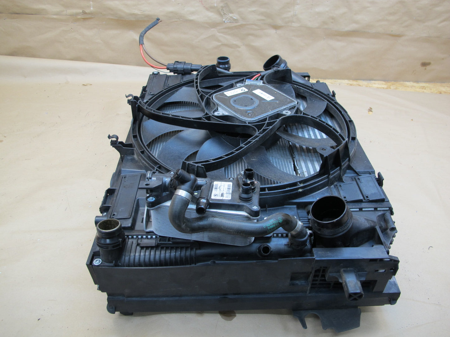 12-15 BMW F10 528iX AWD N20 Engine Radiator Fan A/C Condenser Oil Cooler OEM