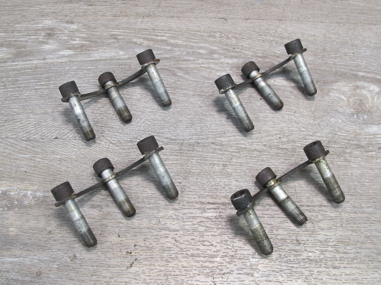 92-96 Toyota Cresta MARK2 JZX90 Rear Axle Differential Bolt Strap Set OEM