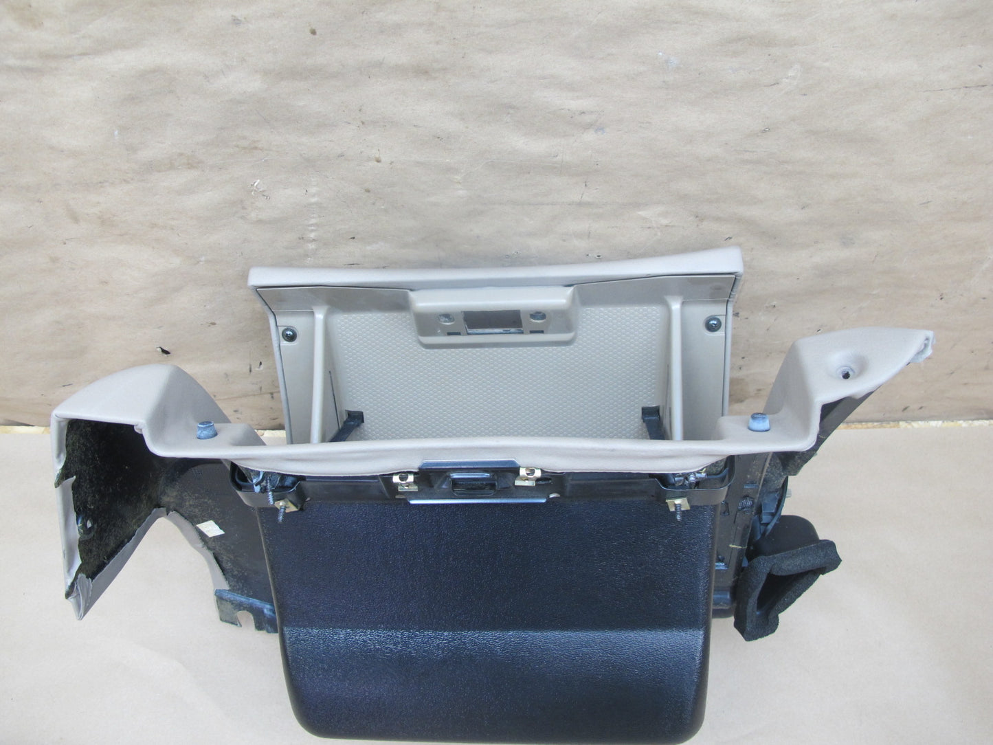 96-02 BMW E36/7 Z3 Dash Front Glove Box Compartment Storage Beige 8399612 OEM