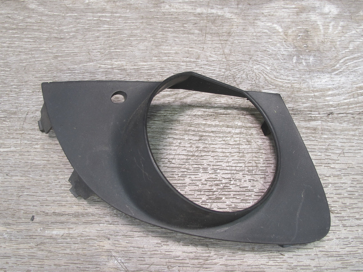06-08 BMW E65 E66 E67 Set of 2 Front Bumper Fog Light Trim Bezel Bracket OEM