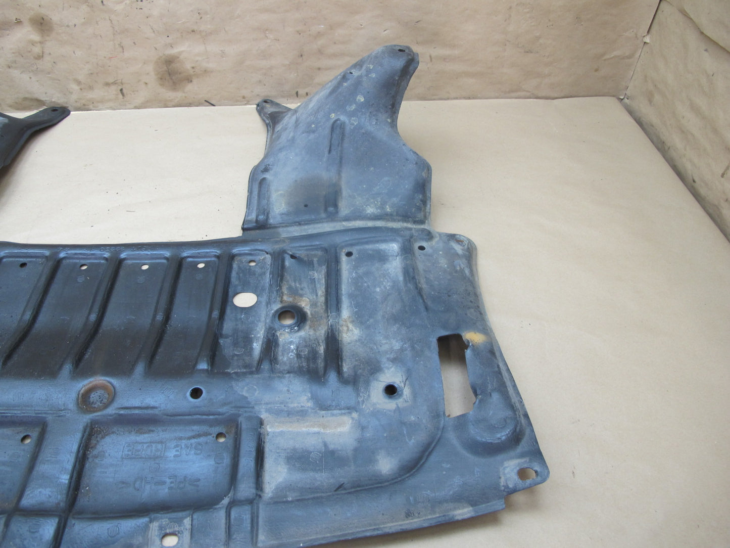 94-96 Toyota Cresta MARK2 JZX90 Under Engine Shield Cover Panel 51441-2226 OEM