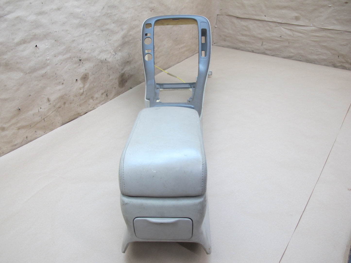 95-00 Lexus SC300 SC400 UZZ30 Center Console Trim Cover Panel w Armrest OEM