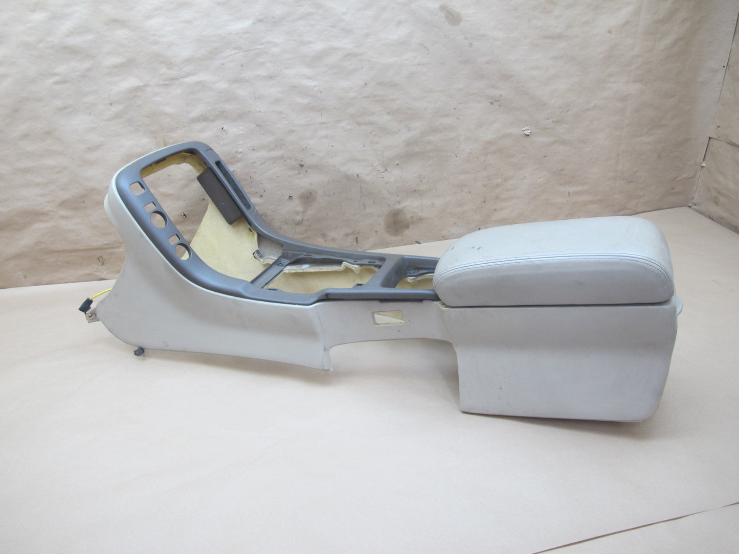 95-00 Lexus SC300 SC400 UZZ30 Center Console Trim Cover Panel w Armrest OEM