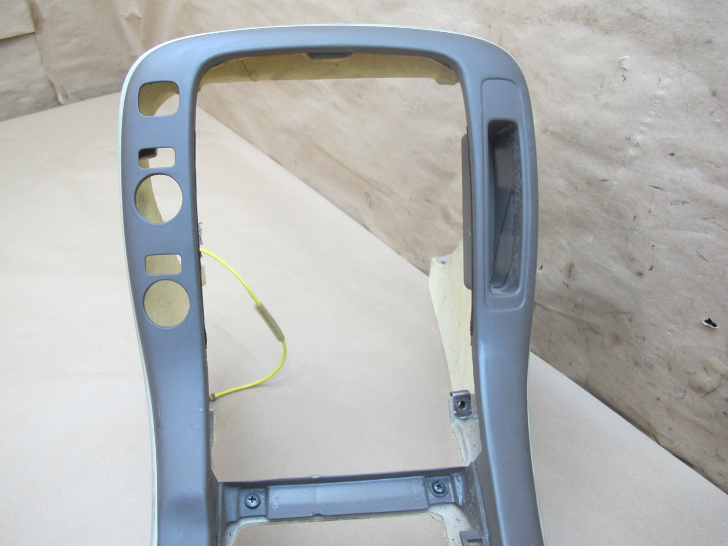 95-00 Lexus SC300 SC400 UZZ30 Center Console Trim Cover Panel w Armrest OEM