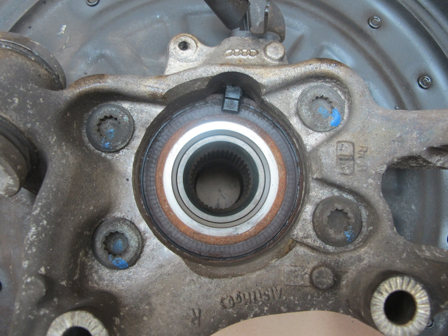 03-10 Bentley Continental Rear Right Spindle Knuckle Wheel Hub Bearing