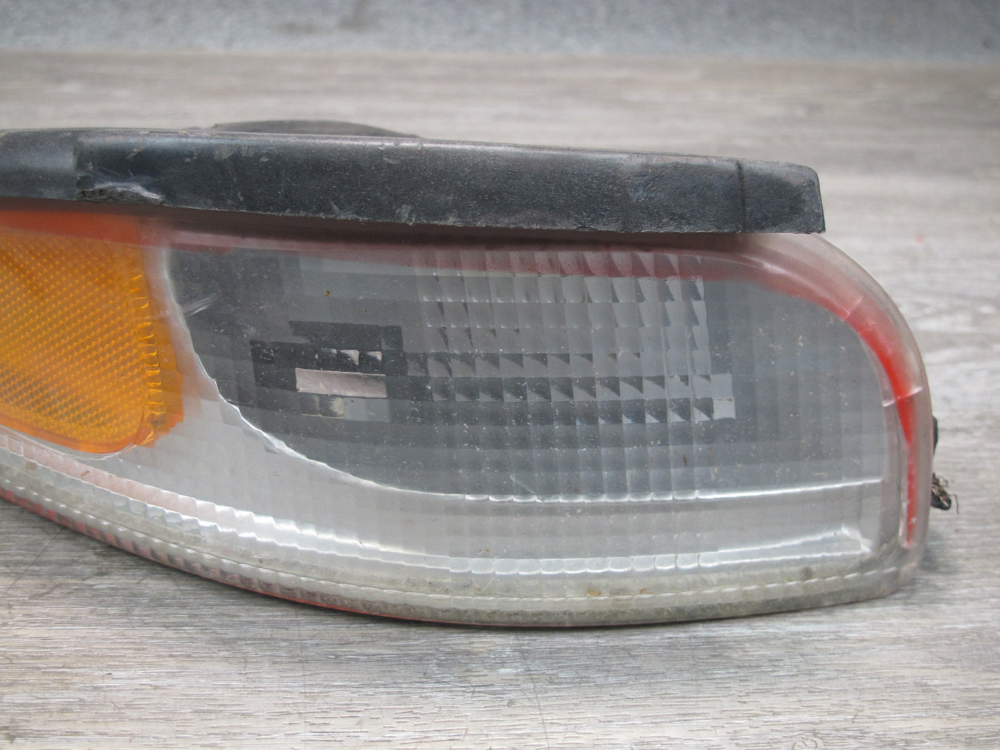 97-04 Chevrolet Corvette C5 Front Right Turn Signal Light Lamp OEM