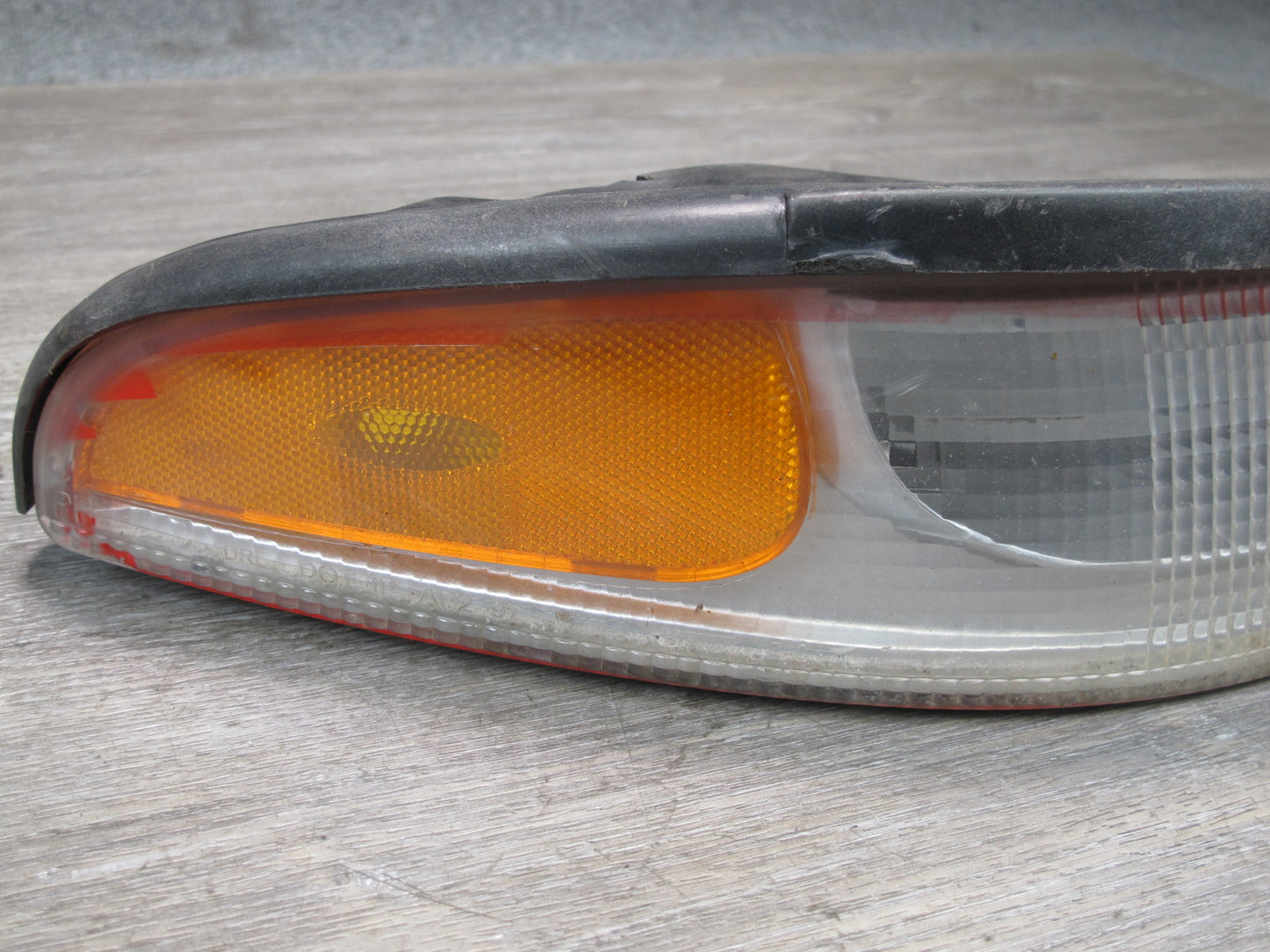 97-04 Chevrolet Corvette C5 Front Right Turn Signal Light Lamp OEM