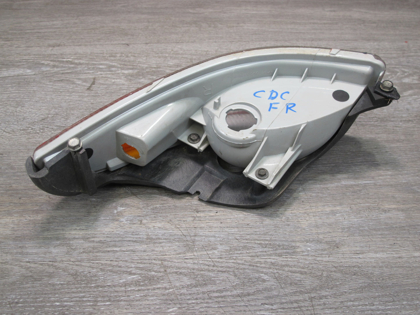 97-04 Chevrolet Corvette C5 Front Right Turn Signal Light Lamp OEM