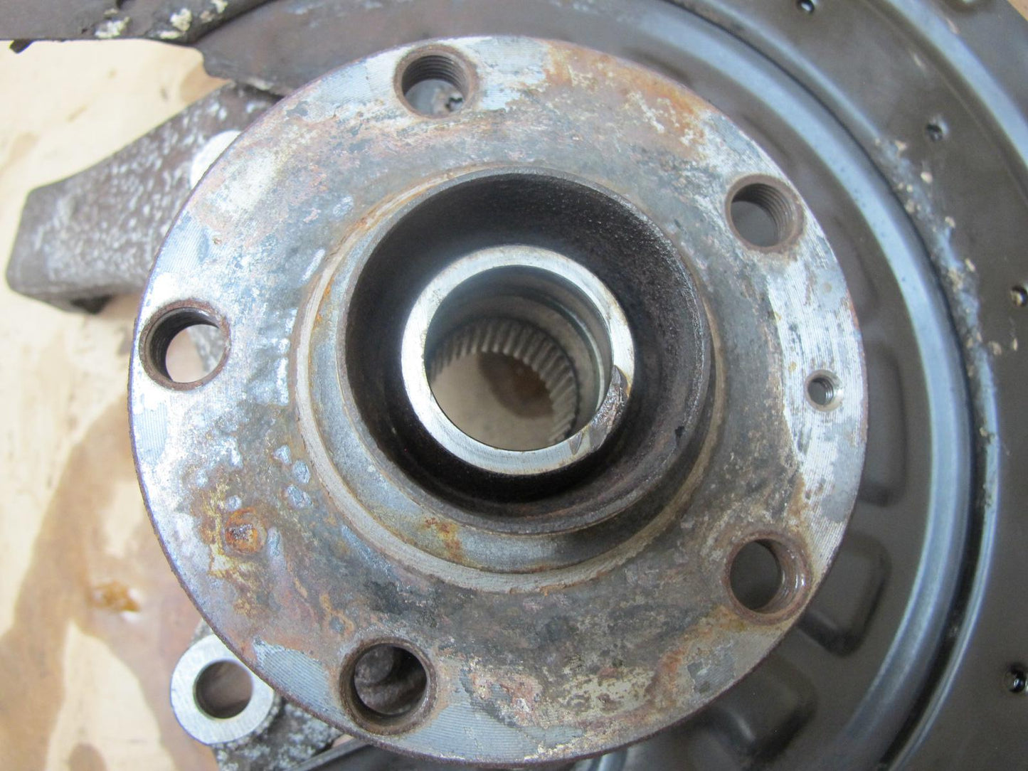 03-10 Bentley Continental Rear Left Spindle Knuckle Wheel Hub Bearing
