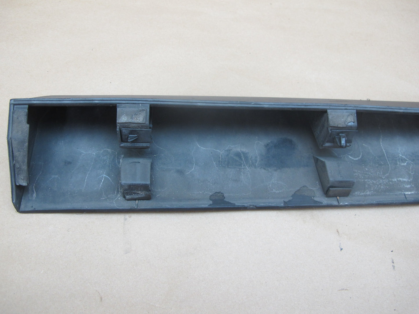 2013-2015 Infiniti QX60 JX35 Front Left Side Door Lower Molding Trim Panel